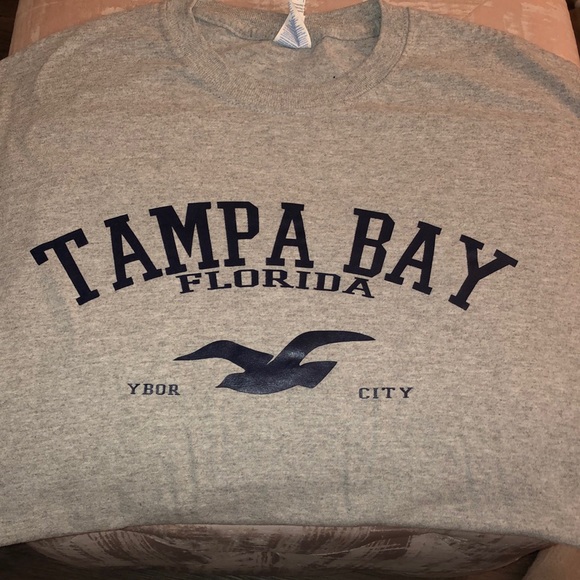 Tampa Bay T-shirt - Picture 2 of 2
